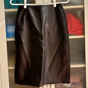 Leather Skirt VINTAGE 90’s Boutique of Leathers Made in Turkey Side Slits SZ 6